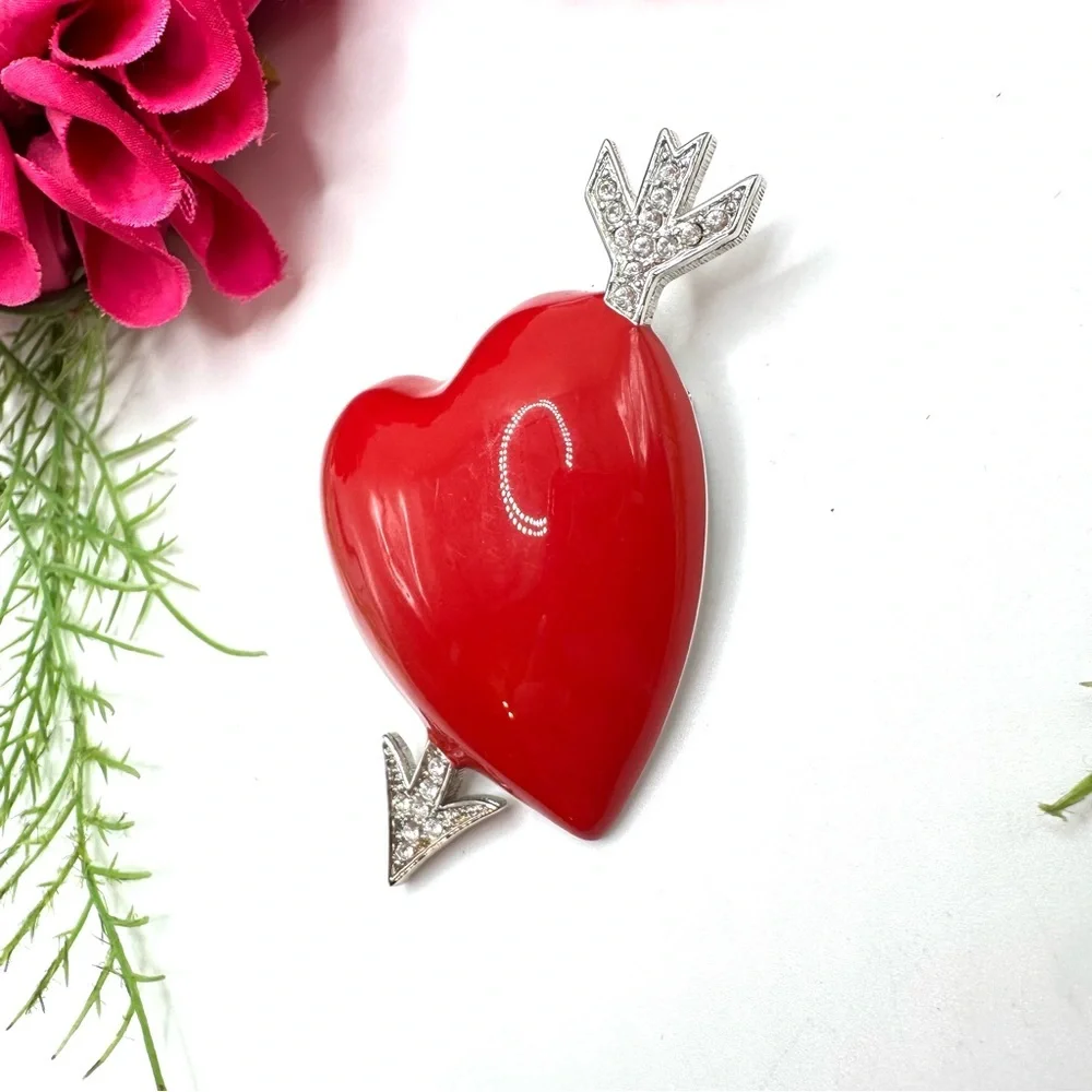 VINTAGE⚜️BOB MACKIE Red Enamel Heart & Arrow Brooch